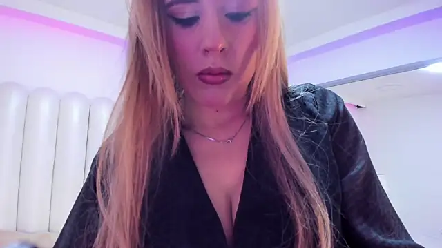 AndreinaOwen online show from 05.01.26