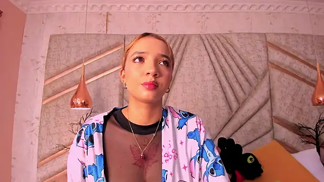 SamaanthaMiller online show from 05.18.26