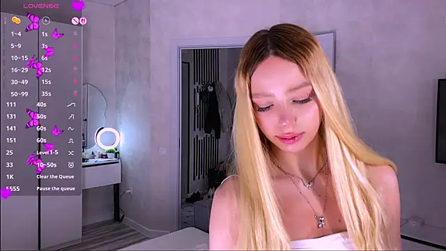 Mooniesiesita online show from 07.29.26