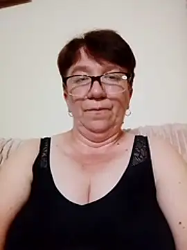 KetQueen101 online show from 06.26.26