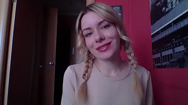 Softy Aura  online show from 05.30.26