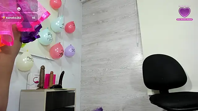 Nyra Queen online show from 07.31.26