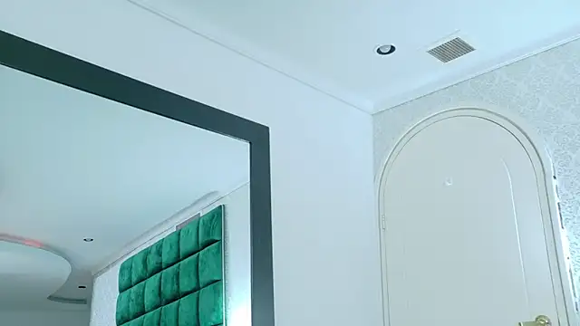 Elektradoll1 online show from 05.28.26