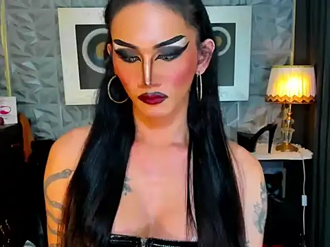 Snapshot of lubottarah chatting on 06.26.26 lubottarah online show from 06.26.26