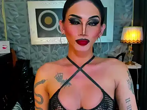 Snapshot of lubottarah chatting on 06.27.26 lubottarah online show from 06.27.26