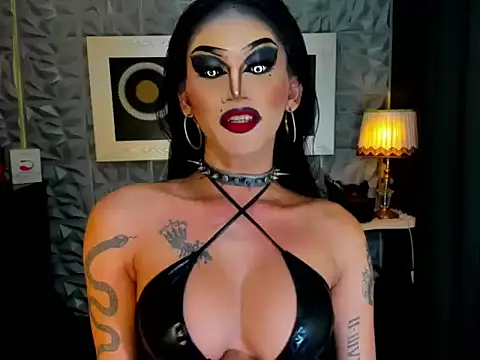 Snapshot of lubottarah chatting on 07.19.26 lubottarah online show from 07.19.26