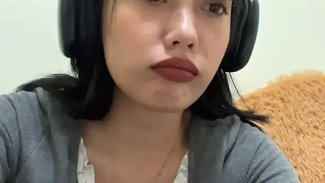 WilliemaeLourenco online show from 04.26.26