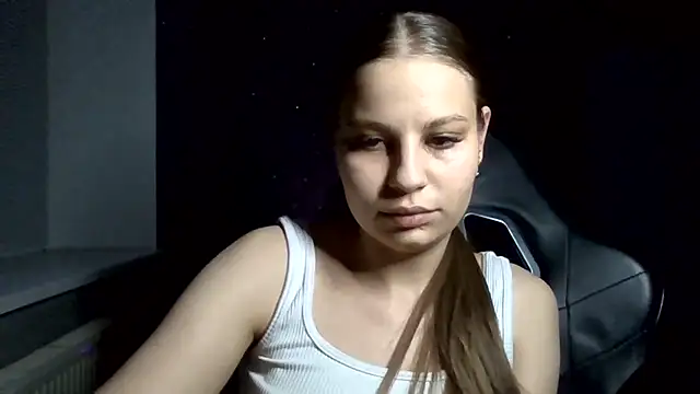  Linsyy ee  online show from 05.10.26
