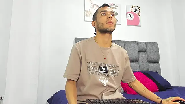 MaxPower003 online show from 06.09.26