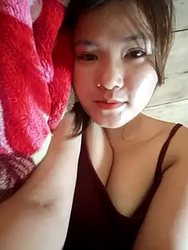 Snapshot of Cum200w chatting on 05.25.26 Cum200w online show from 05.25.26