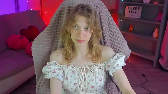 Snapshot of Emily_Cartex chatting on 05.23.26 Emily Cartex online show from 05.23.26