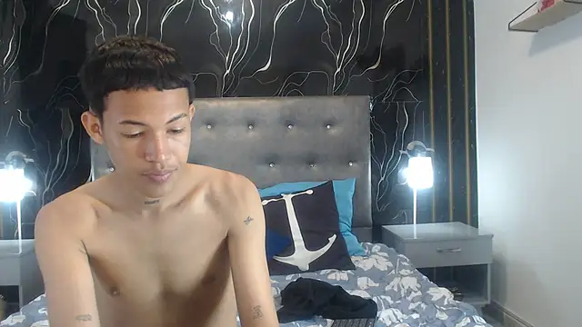 PhillipCox online show from 04.30.26