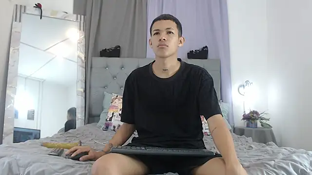 PhillipCox online show from 06.15.26