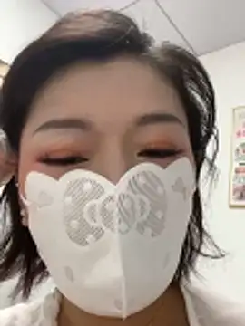 Snapshot of milkwine chatting on 06.28.26 milkwine online show from 06.28.26