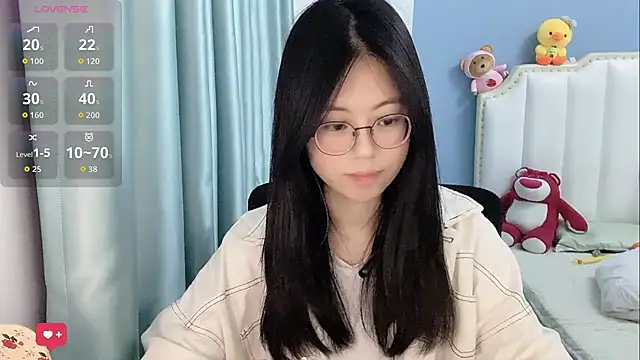 Snapshot of Luna-666 chatting on 04.29.26 Luna-666 online show from 04.29.26