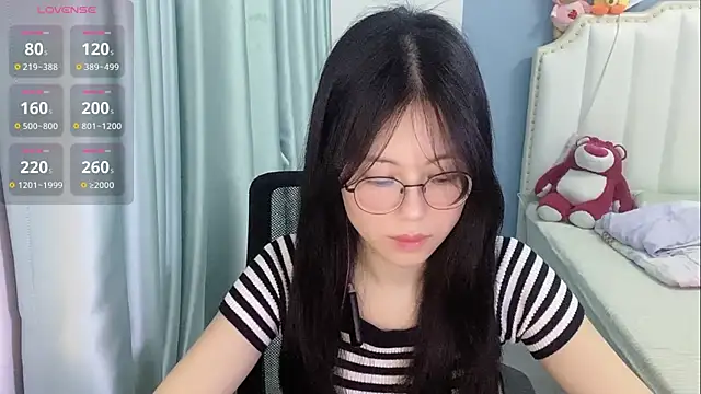 Snapshot of Luna-666 chatting on 05.15.26 Luna-666 online show from 05.15.26