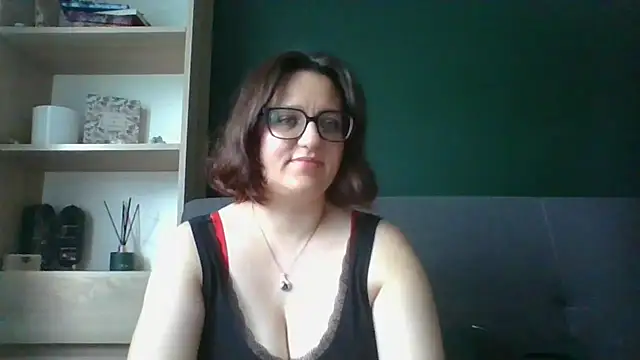 Snapshot of sensual_paris chatting on 08.03.26 sensual paris online show from 08.03.26