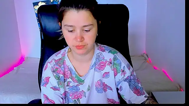Snapshot of Natali_Secret chatting on 05.21.26 Natali Secret online show from 05.21.26