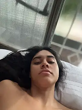 mia moonna online show from 05.31.26