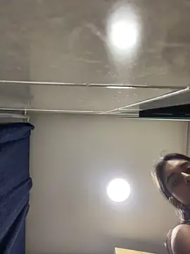 mia moonna online show from 07.28.26