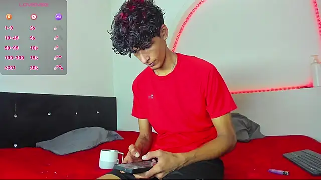 liammendoza98 online show from 04.30.26