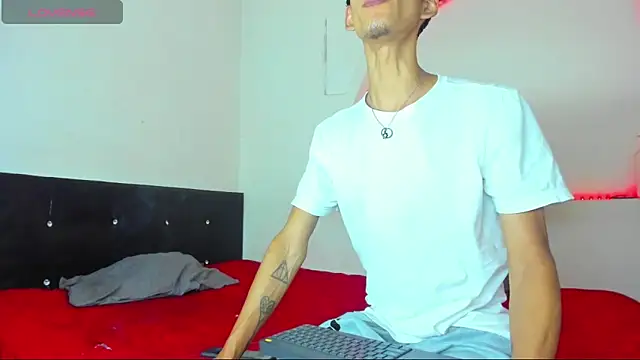 liammendoza98 online show from 05.16.26