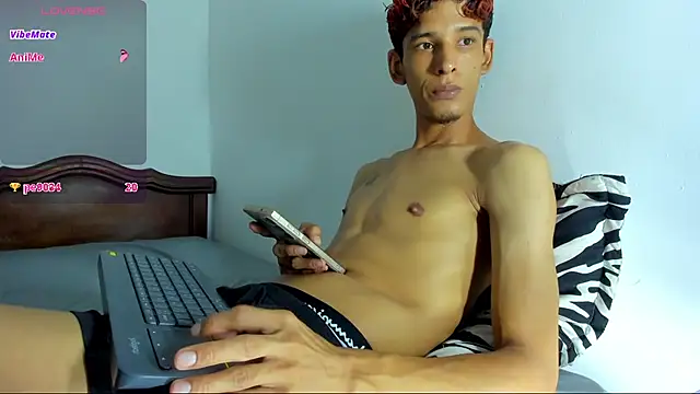 Snapshot of liammendoza98 chatting on 07.21.26 liammendoza98 online show from 07.21.26