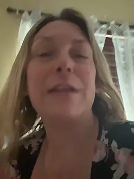 bigtitslivetofuck online show from 03.19.25