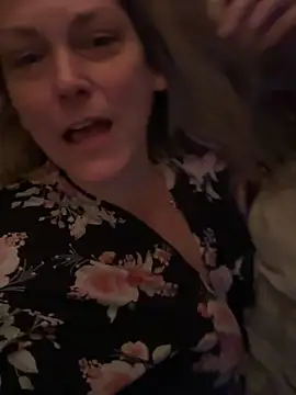 bigtitslivetofuck online show from 03.20.25
