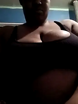 SkieGoddess online show from 04.28.26