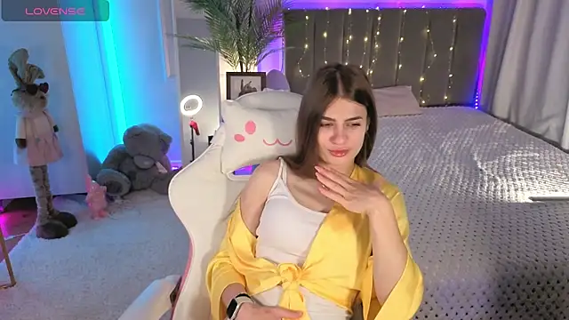 Snapshot of Dayana_Mood chatting on 06.02.26 Dayana Mood online show from 06.02.26