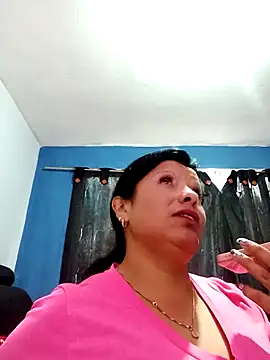 Snapshot of Samantha_Kieran chatting on 05.07.26 Samantha Kieran online show from 05.07.26