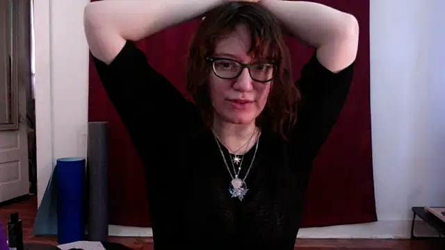 AnnywnBelle online show from 05.17.26