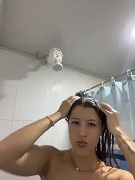 Snapshot of Ally_sunnn chatting on 05.30.26 Ally sunnn online show from 05.30.26