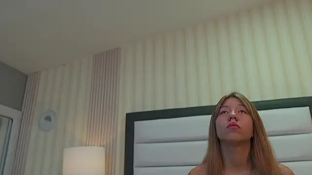 VioletSweetts online show from 06.25.26