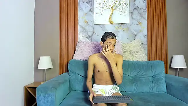 LOVE GUYS1 online show from 05.04.26