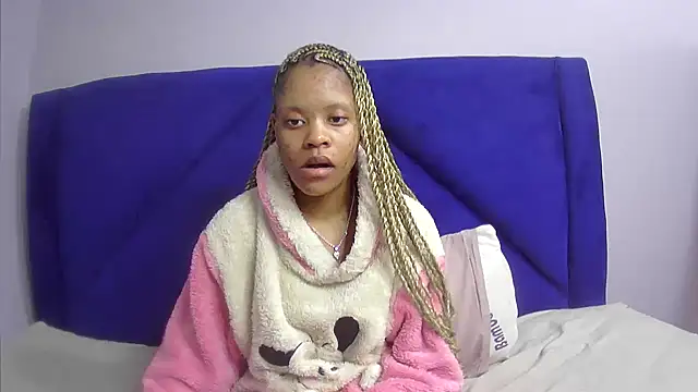 Snapshot of TheSexyBibi chatting on 07.12.26 TheSexyBibi online show from 07.12.26