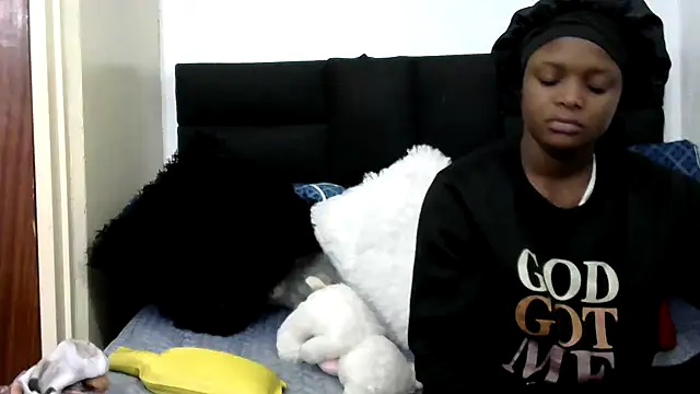 Snapshot of DarkPearl_20 chatting on 06.12.26 DarkPearl 20 online show from 06.12.26