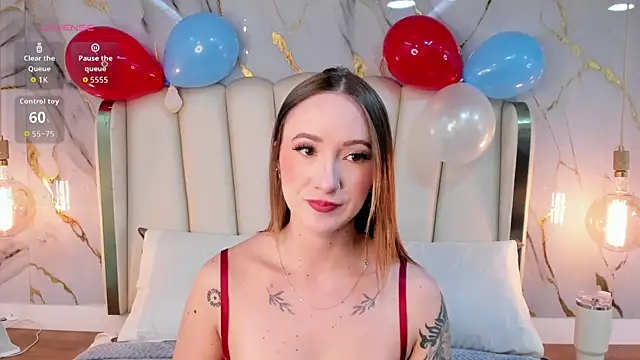 Hannah Lane online show from 07.05.26
