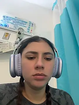 EmilyCxx online show from 07.11.26