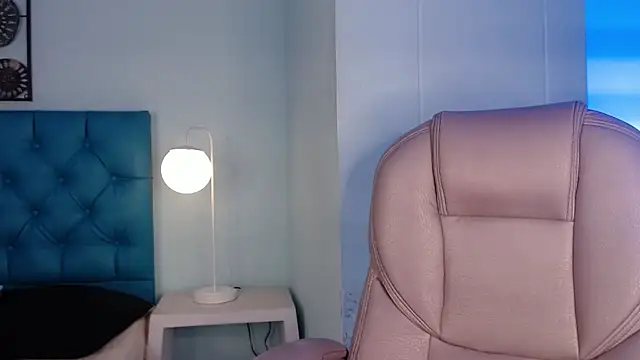 Lilyred  online show from 07.11.26