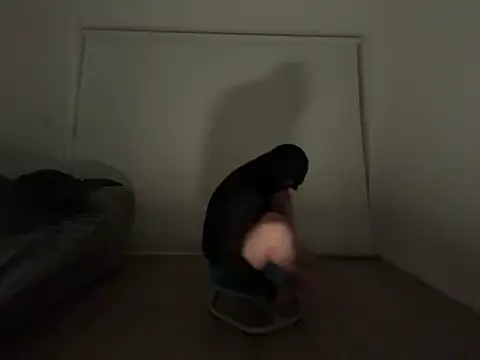 wowkinky1 online show from 04.29.26