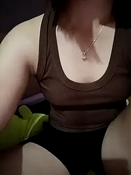 Hazel Nova online show from 05.03.26