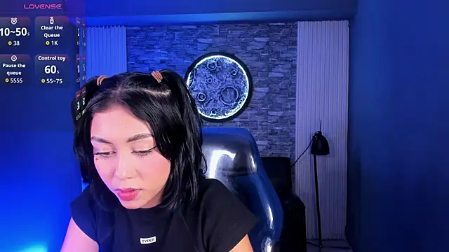 gemma 19  online show from 07.24.26