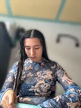 Alix Rousses20 online show from 04.30.26