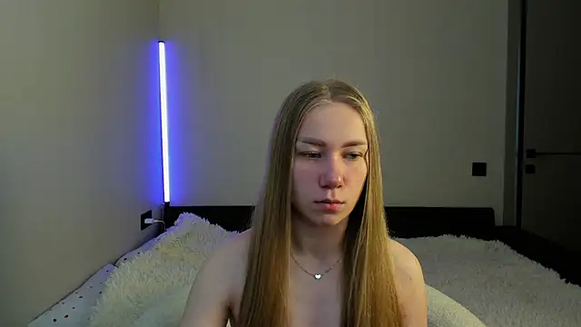 Snapshot of AnnaAlexArti chatting on 07.01.26 AnnaAlexArti online show from 07.01.26