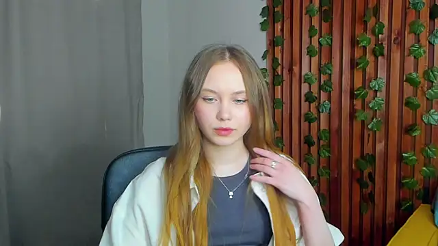 FloraLarsson online show from 05.27.26
