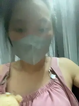 Lynlyn99 online show from 06.15.26
