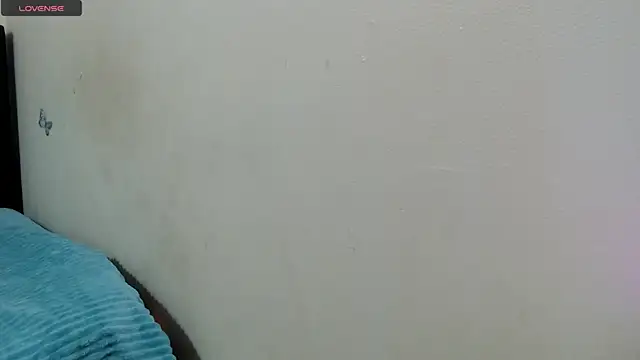 Snapshot of LUCYXS1 chatting on 06.18.26 LUCYXS1 online show from 06.18.26
