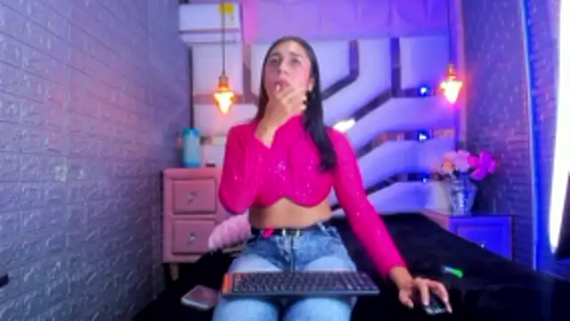 MahiaraHot online show from 05.06.26